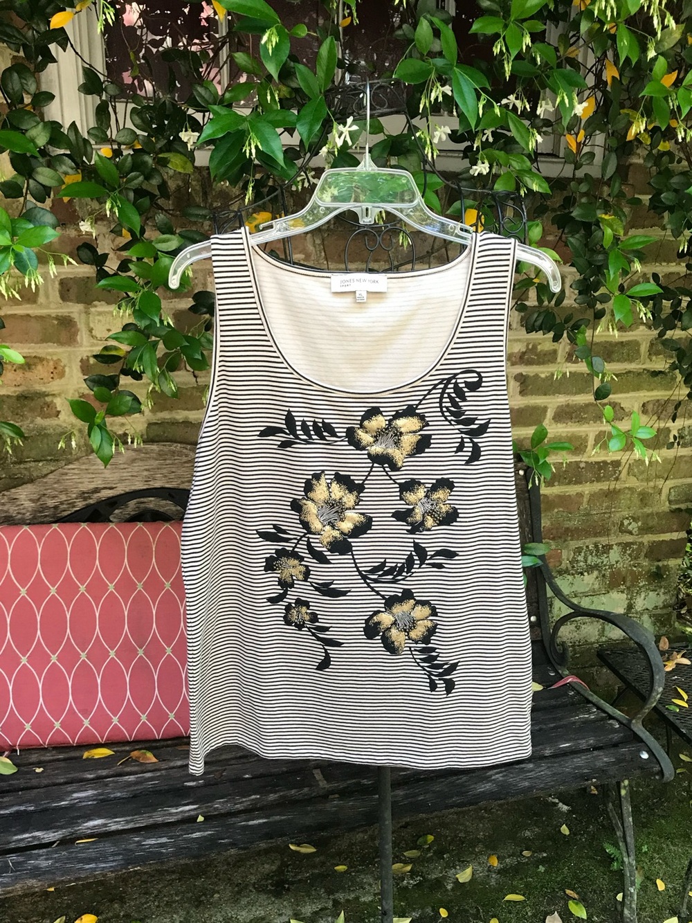 Jones New York- BEIGE STRIPE FLORAL COTTON KNIT TANK SHELL SHIRT TOP- XL- EUC